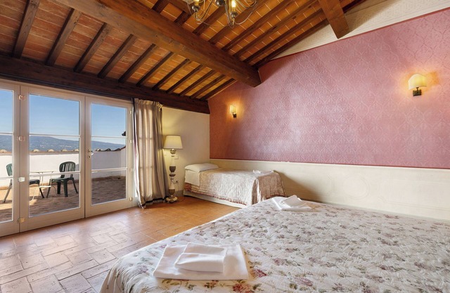 Room 'Quadrupla' with Wi-Fi and Air Conditioning