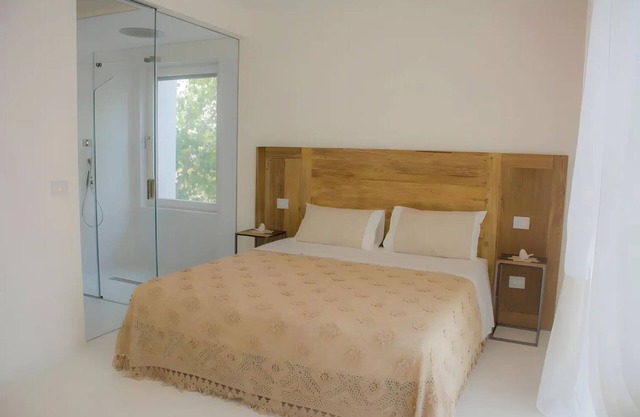 Room 'Valentino - 03' with Shared Terrace, Wi-Fi and Air Conditioning