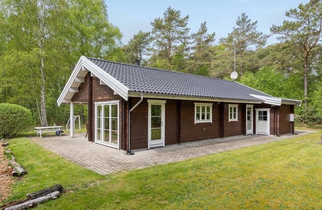 "Rosamunde" - 1.3km from the sea by Interhome