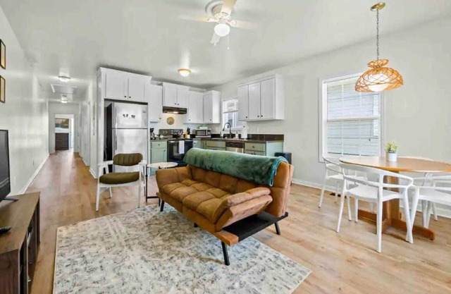 Rossville GA 10m > Chatt - King Bed - Pet Friendly