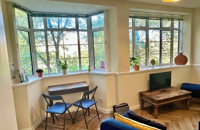 Royal Pavilion Garden Apartment