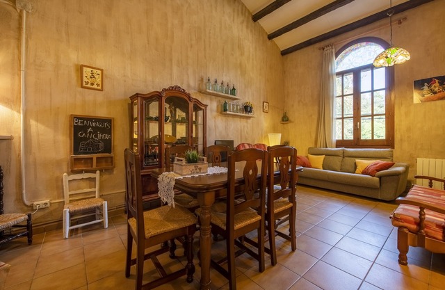 Rural house "Can Cirera"