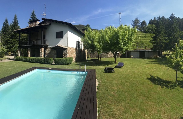 Rural house (rental) Can Toni Rural for 9 people