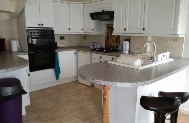 Rural Lincolnshire village Friskney with great links, close to Skegness