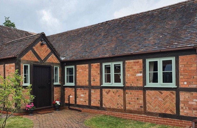 Rural Self Catering Retreat, Family Sized With Garden and Patio Area