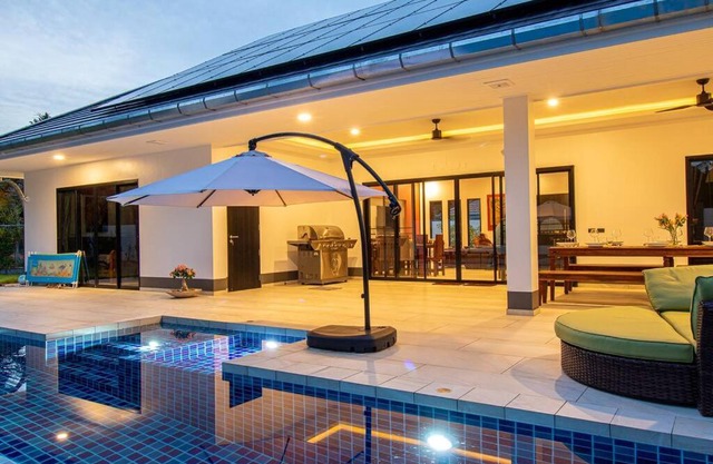 RUSARDI Poolvilla Ao Nang - new Villa 4 Bedrooms 4 Bathrooms, 10m Pool
