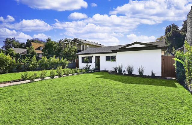 Rustic 3BR Villa with Pool