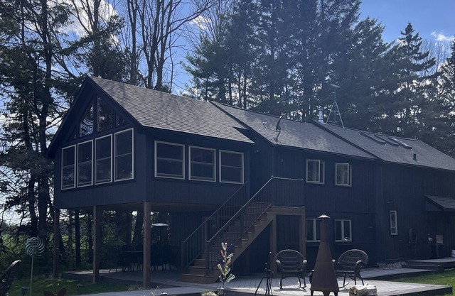 Rustic Cabin on shoreline of Lake Michigan