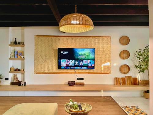 RwR Home in Old Town walking str