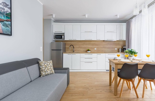 Rybacka 2 | Seaside Apartment | Parking