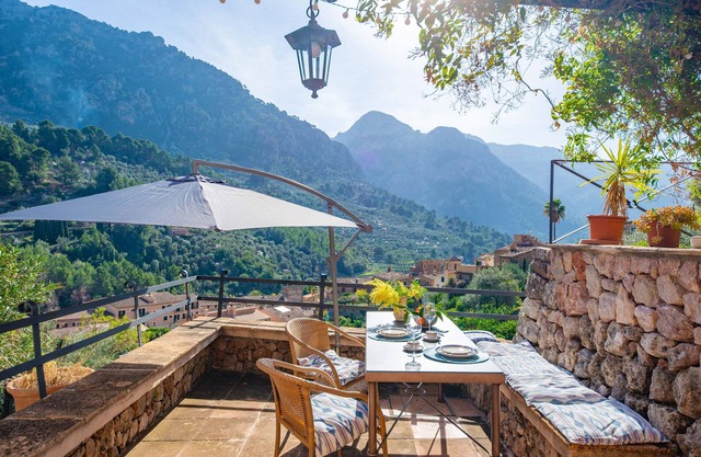 SA TEULERA (FORNALUTX) - Fabulous house with stunning views of the Serra de Tramuntana - F