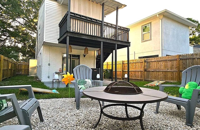 Safari Vibes - 1 mi from Busch Gardes - Sleeps 6, USF & Hard Roc.