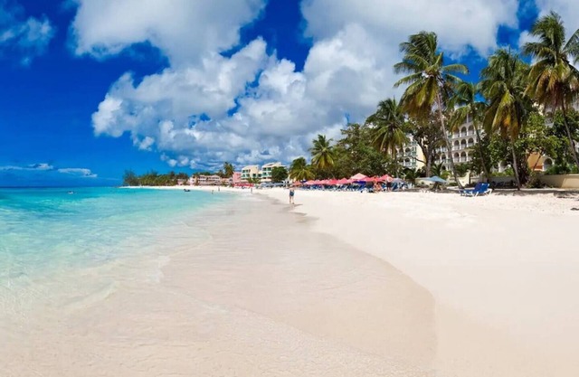 Safe Budget Friendly 2 Bed Apt Nr Airport & Beach