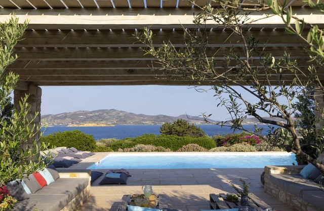 Salvia - Eight Bedroom Villa, Sleeps 16