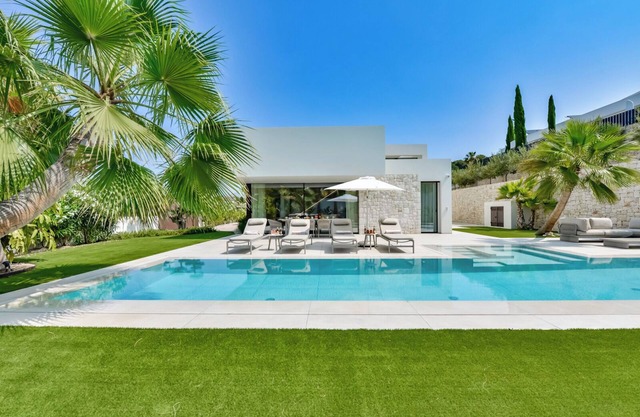 Salvora - By Almarina Villas