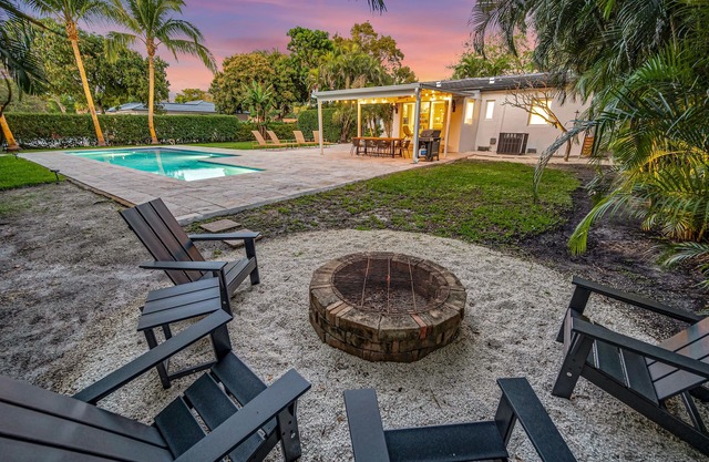 Samadhi: Outdoor Paradise, Work-Friendly, & Near Beach!