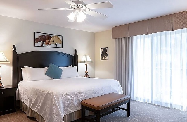 San Diego Country Retreat | Full Kitchen | Free Parking