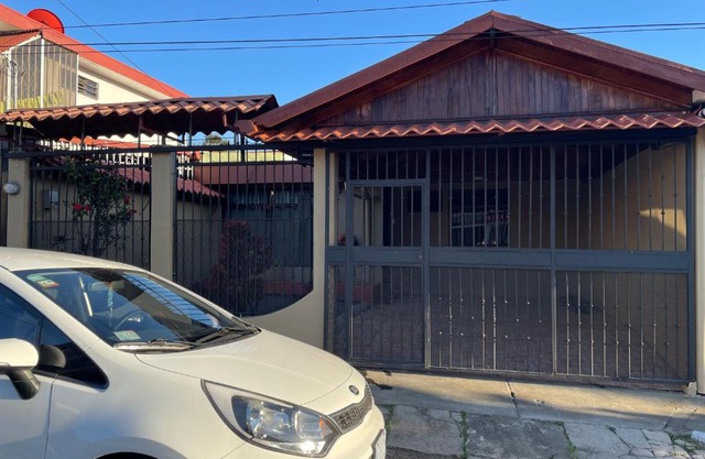 San José, Tibás, Casa Misty