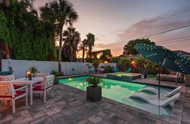 Sanctuary Home Naples-Luxury Beach House with Private Pool and Oasis!