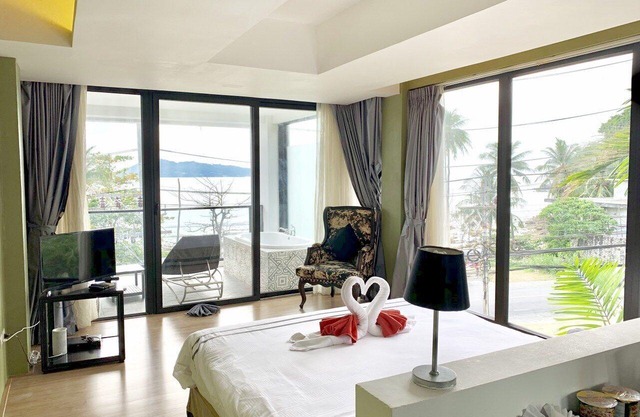 ⭐Sanctuary Loft Villa 18BR Sleeps 38 w/Pool&Beach