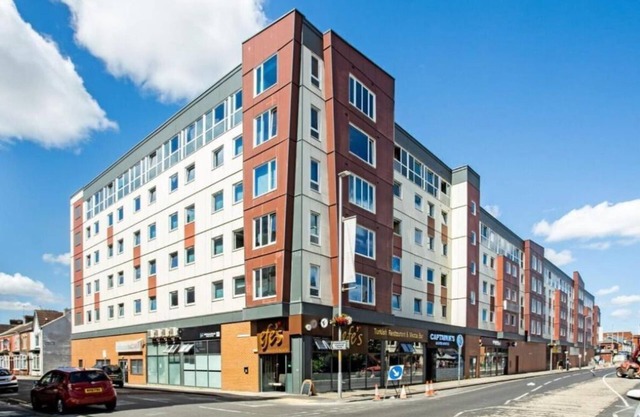 Sandard Room In Town Centre