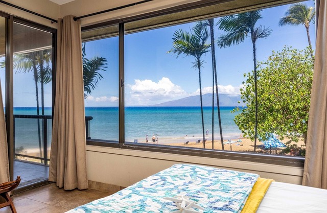 Sands Of Kahana 315 2bd/2ba Oceanfront 2 Bedroom Condo by RedAwning