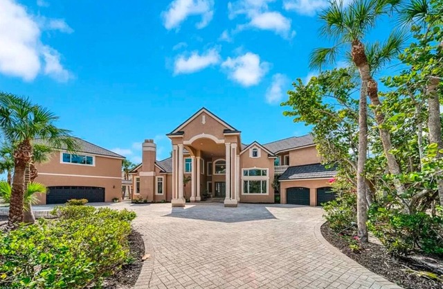 Sanibel Luxury 6000 sq ft Home in the Prestigious Sanctuary