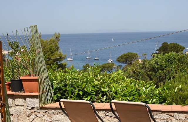 Sant' Andrea Cotoncello: House with amazing sea view and garden