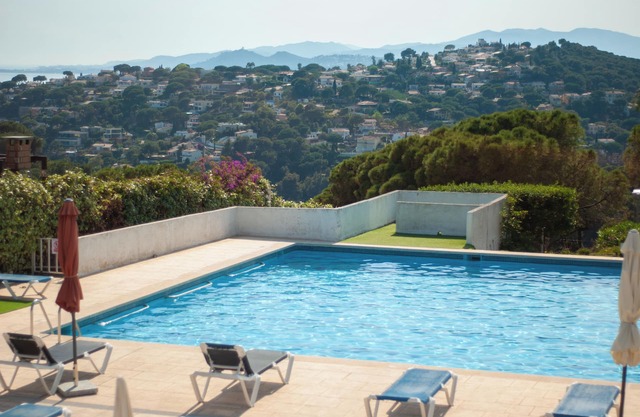 SANTA MONICA - MEDITERRANEAN ENERGY