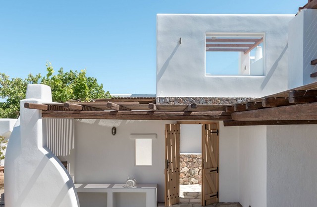 Santorini Suite with Jacuzzi 3 by Delfus