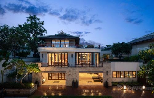 Sanya Haitang Bay Renguan Sea View Pool Villa (Water World Duty Free City Store)