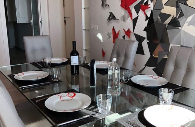 Sara's SeaView Apartment