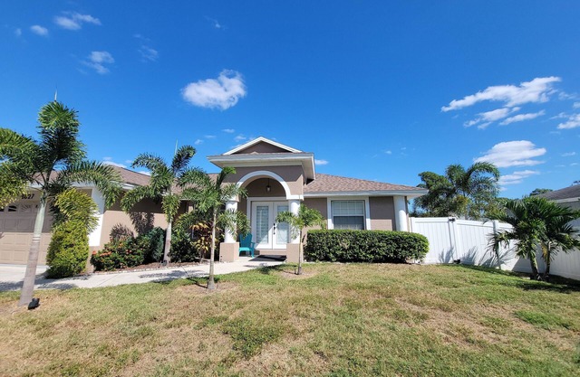 Sarasota home in the Heart of the Gulfs most beautiful beaches.