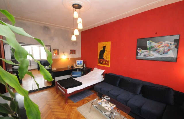 Sava Apartment, Vukov spomenik