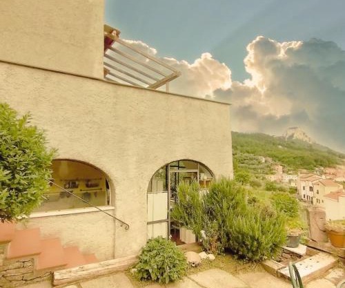 Sbilenca Sbilenchina - Charming Houses, Garden & BBQ for Climbers, MTB Lovers & Families