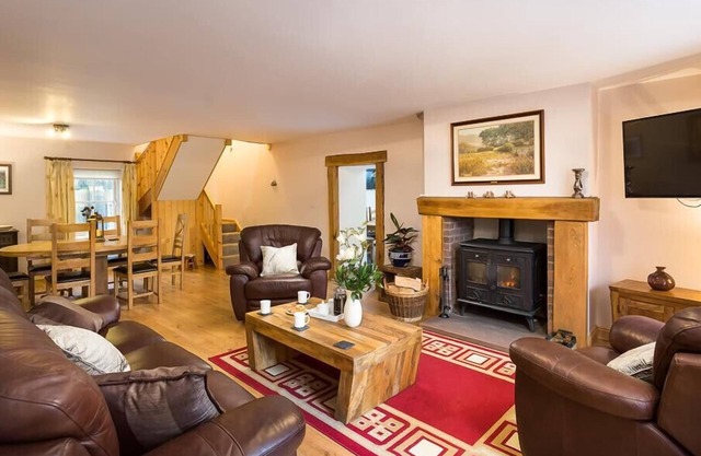 SCALEGILL HOUSE, pet friendly, with a garden in Keswick