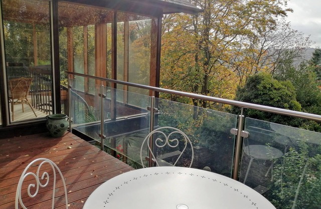 Scandinavian style hideaway with log burner adjacent to the Peak District.