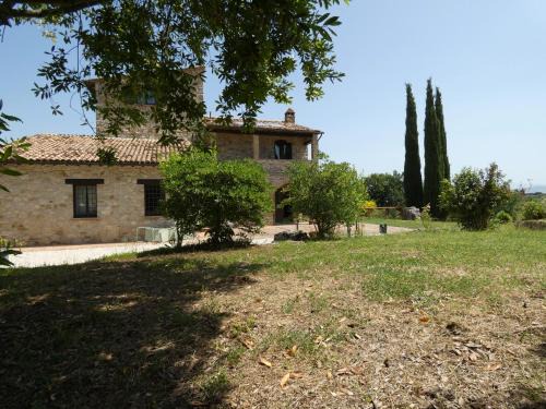 Scappo in Umbria, Casale Lenuccia