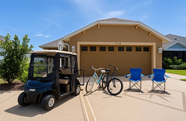 Scenic Comfort & Village Vibes