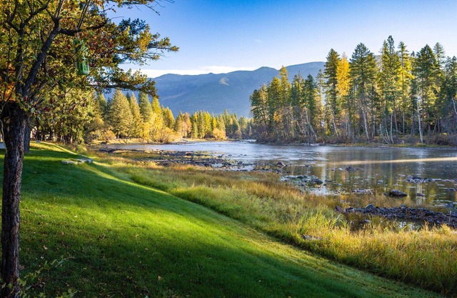 Scenic Waterfront Retreat on the Swan River!
