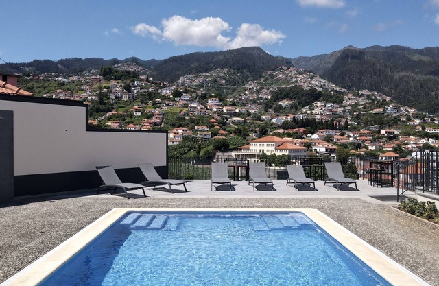 Sea and Sun 4 You - Villa Oliveira H/8