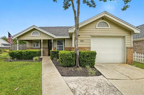 Sea Horse Cove In Green Acres 7miles to Beach