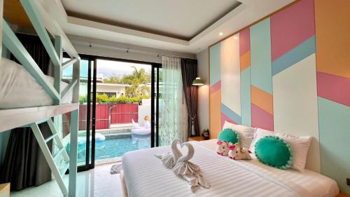 Sea of Love pool villa