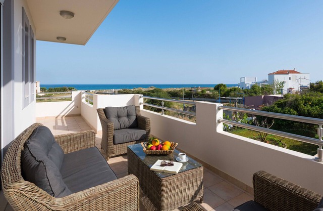Sea Spirit Apartment ~ 50 Meters From The Beach ~ Accommodates 6 People