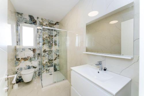 Sea View Apartments Ryta