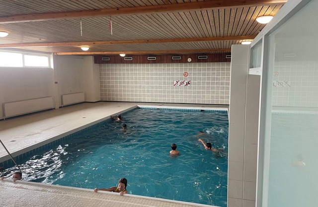 Sea-view studio with swimming pool, sauna, games rooms, fitness center.