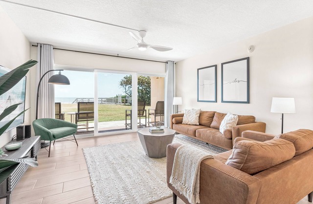 Seaside Escape – Ground-Floor Condo with Panoramic Ocean Views, Steps to Beach & Pool 🏝️