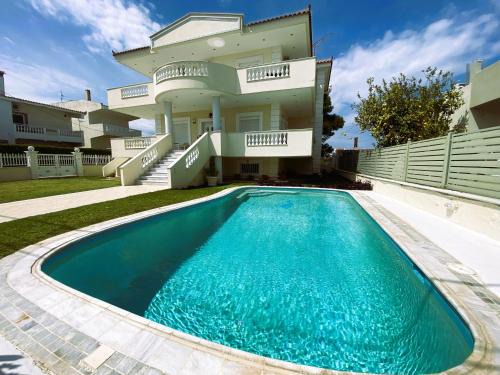 Seaside & Pool Apartments