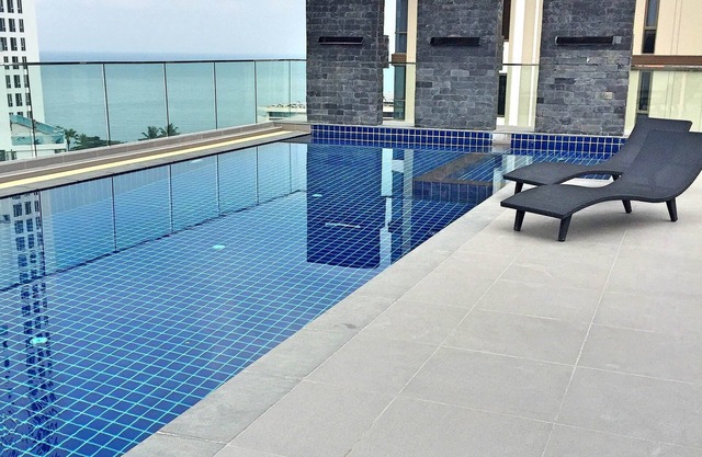 Seaview Penthouse at the 8th floor