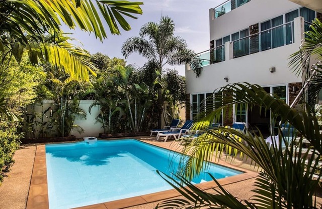 Seaview With Private Pool and Gardens - Great Loaction